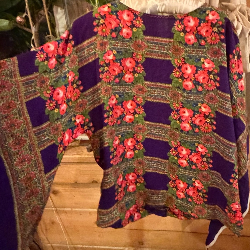 Incredible vintage handmade boho scarf top! - Picture 5 of 7